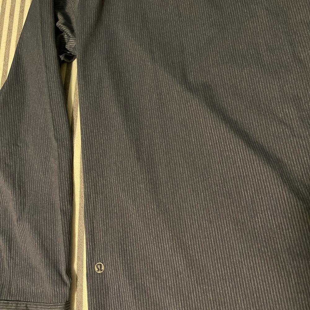 Lululemon Button-Down - image 5